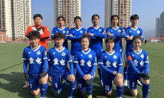 女子足球锦标赛表现优秀，展现团队合作精神的简单介绍